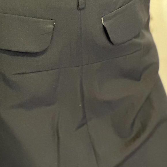 COPY - HANNOH linen lined skirt; Size 38; charcoal black with cream buttons - Picture 6 of 11